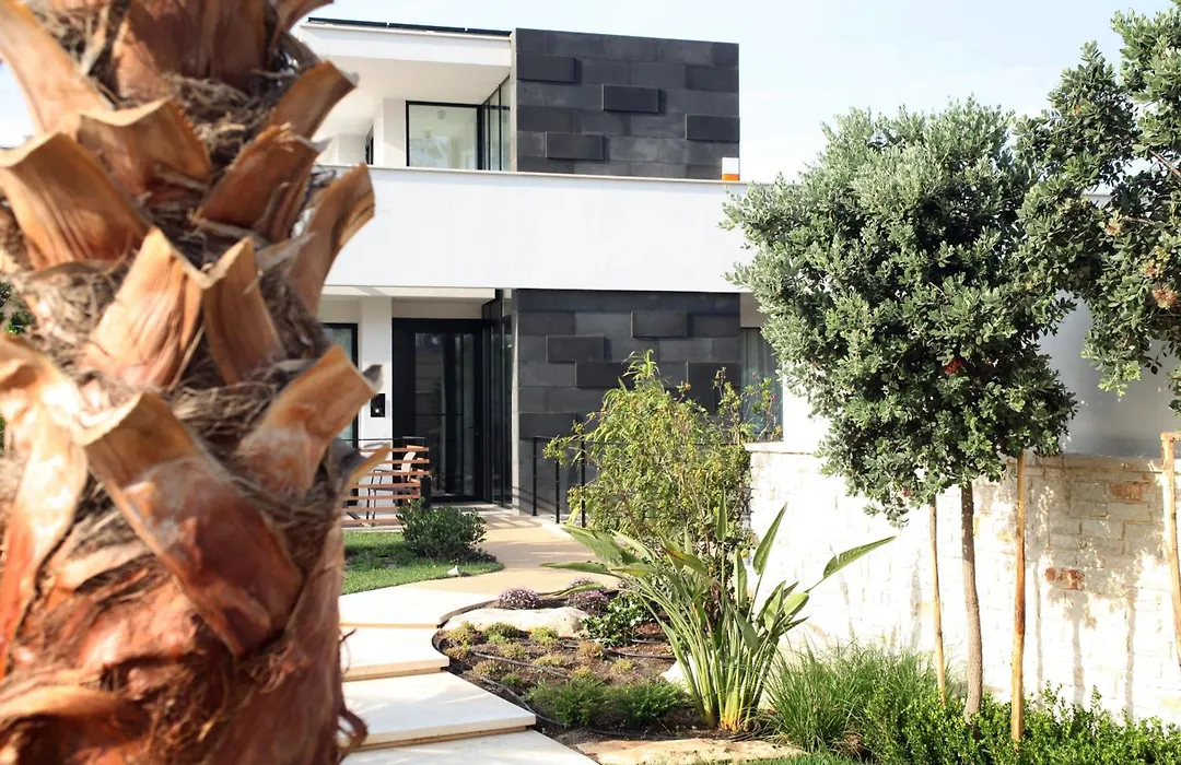 Villa Pina-1